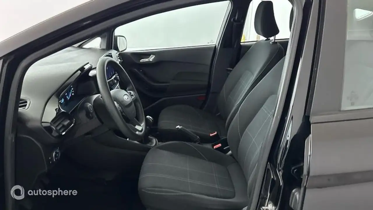 Ford Fiesta 5 portes — photo 12