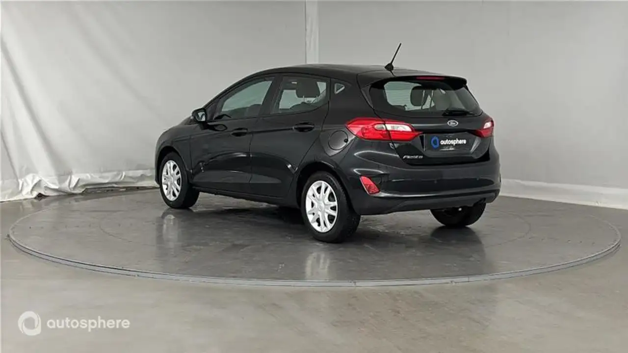 Ford Fiesta 5 portes — photo 8