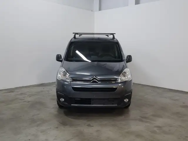 Citroen Berlingo L1 1.6 HDi * CARPLAY * 3 PL. * RADAR ARR. *