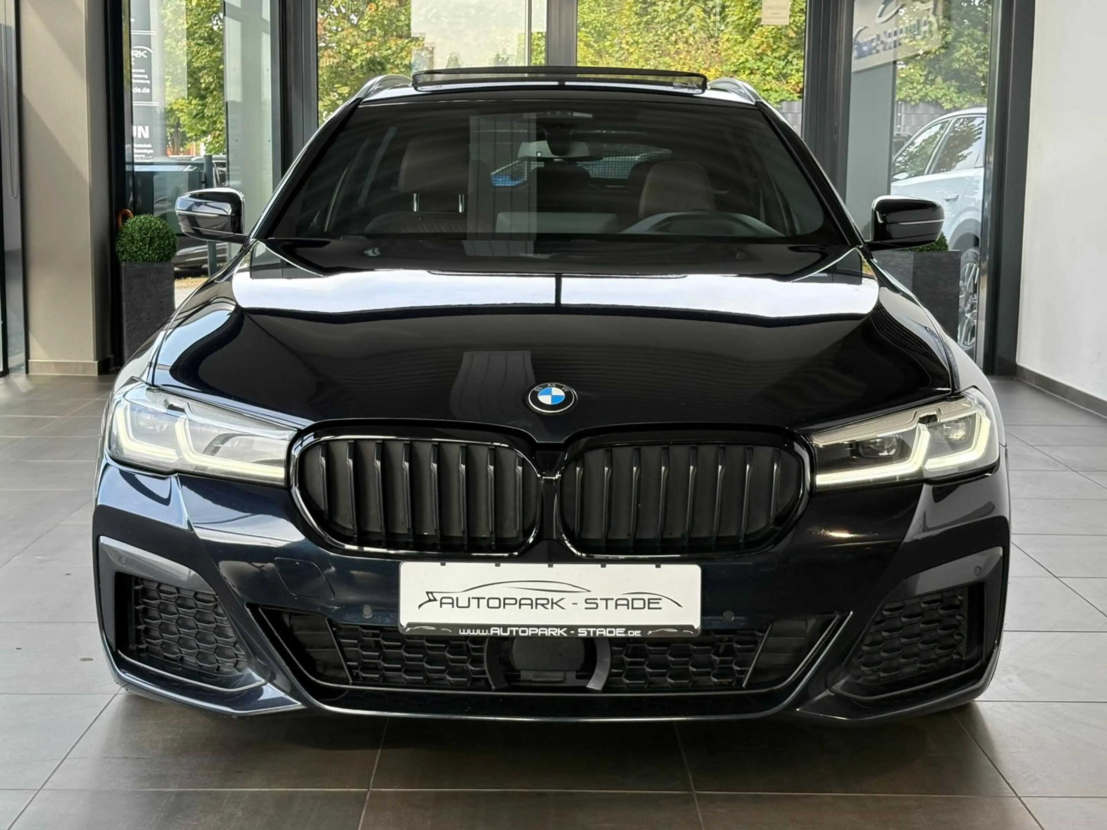BMW 540 540d xDrive M Sport Pano HUD Assist. Stdh. Luft — photo 6