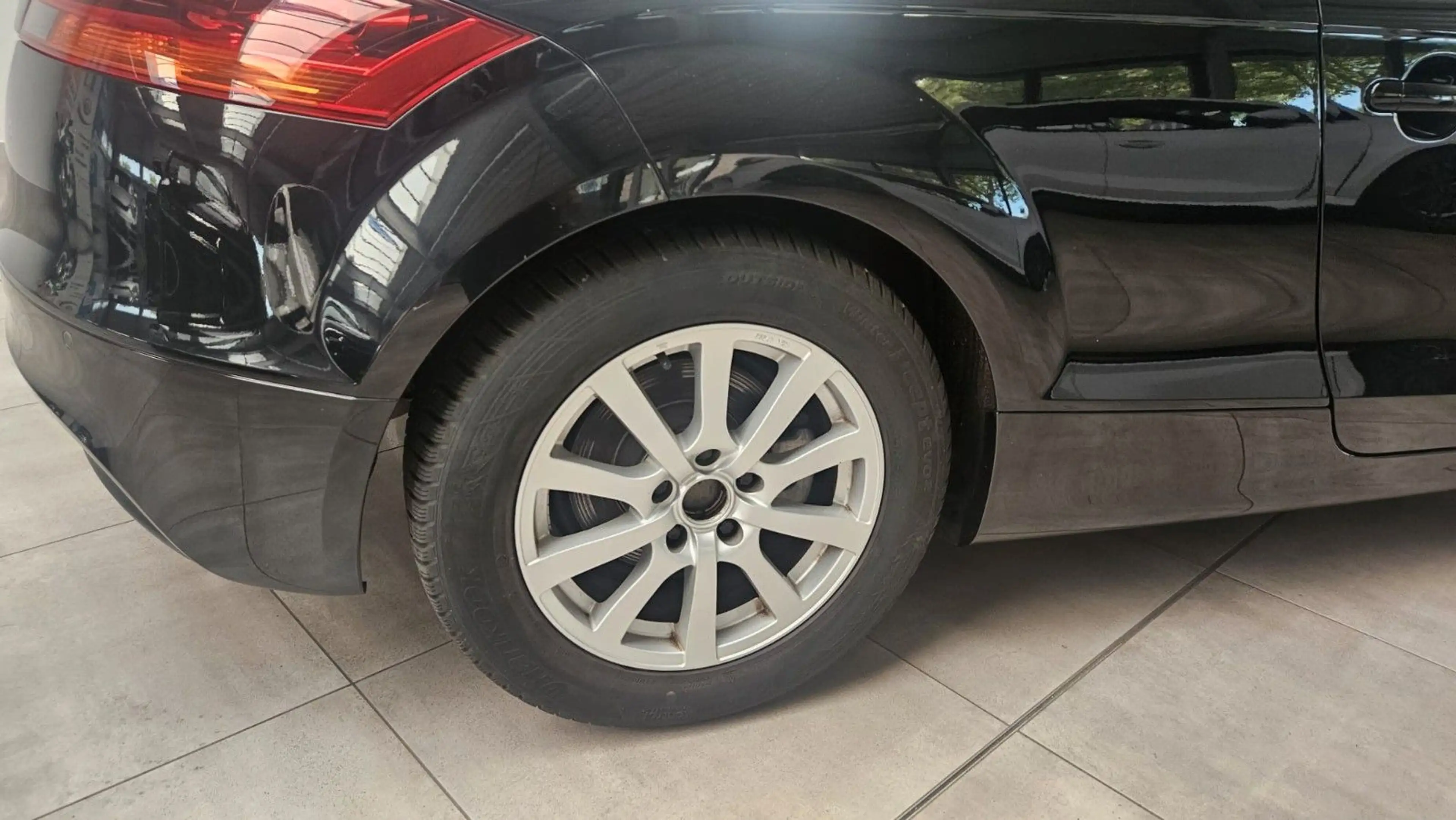 Audi TT 1.8TFSI Roadster Navi Xenon Alcantara PDC SHZ — photo 4