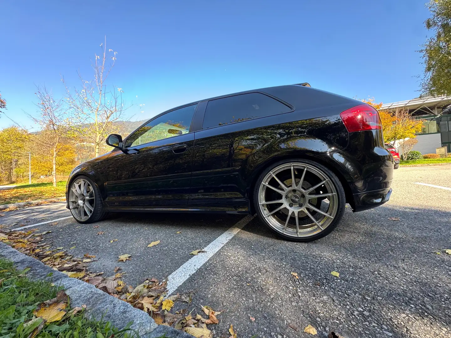 Audi S3 A3 S3 2,0 TFSI quattro Schwarz - 2