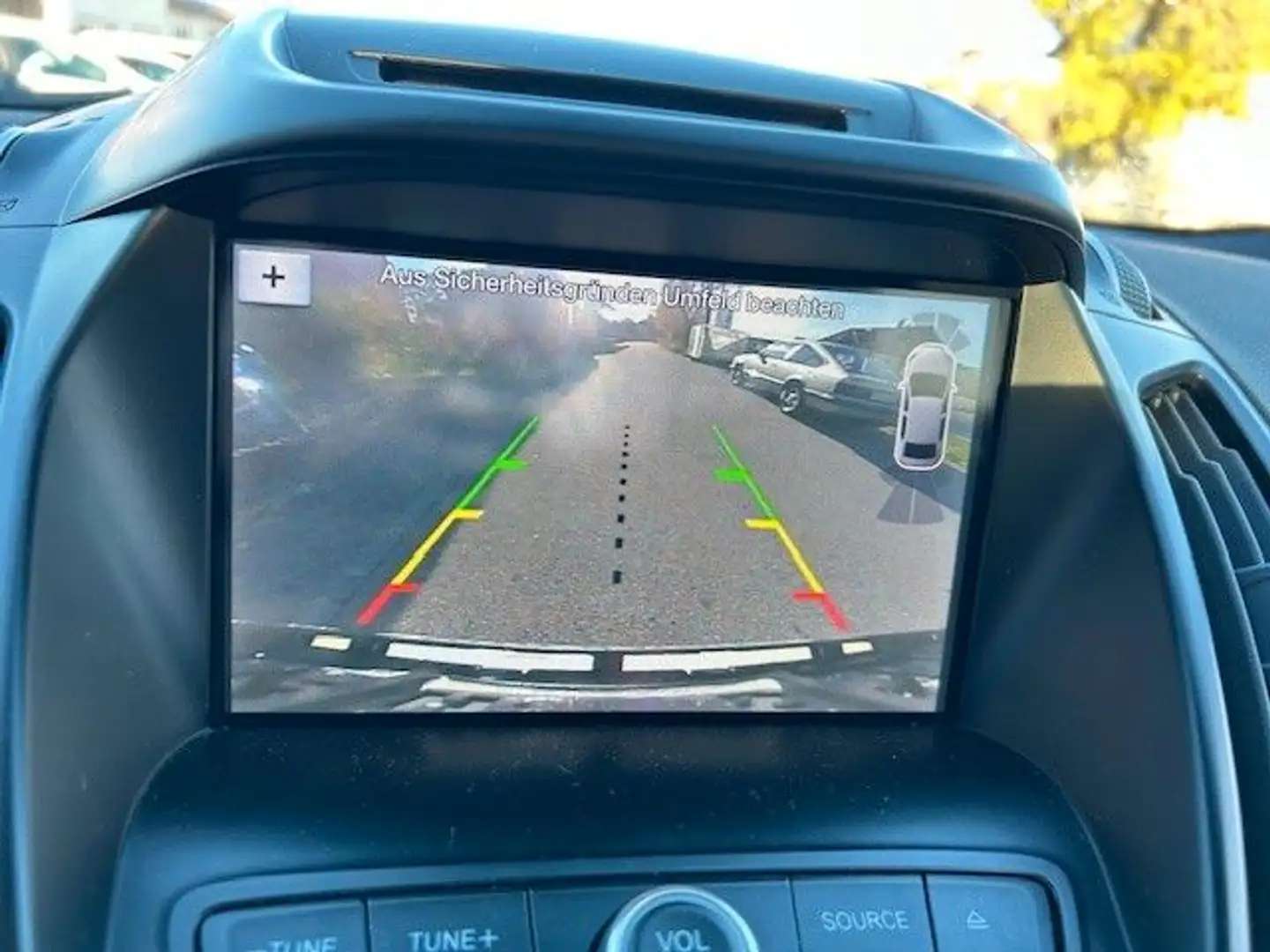 Ford Kuga ST-Line *Body Styling Paket* Weiß - 2