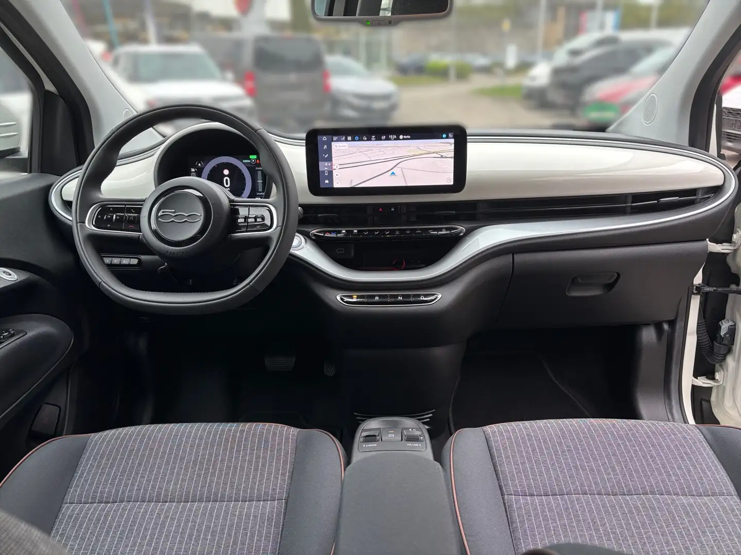 Fiat 500e 3+1 | 42kWh | CarPlay | Tempomat Weiß - 2