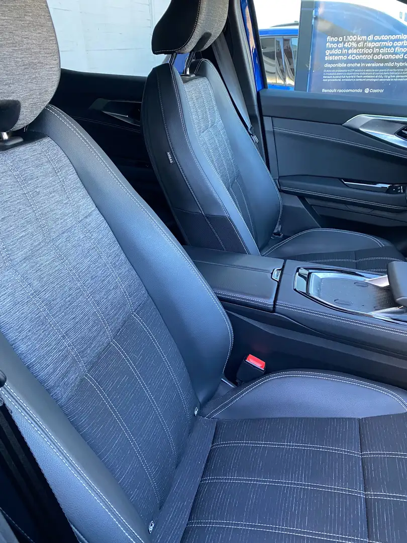 Renault Austral Austral 2023 1.3 mild hybrid Techno 160cv auto Blu/Azzurro - 1