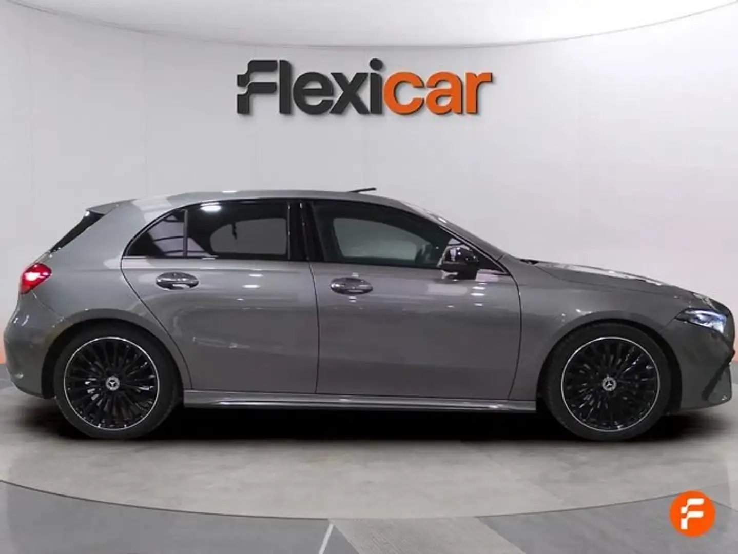 Mercedes-Benz A 180 180d Gris - 2