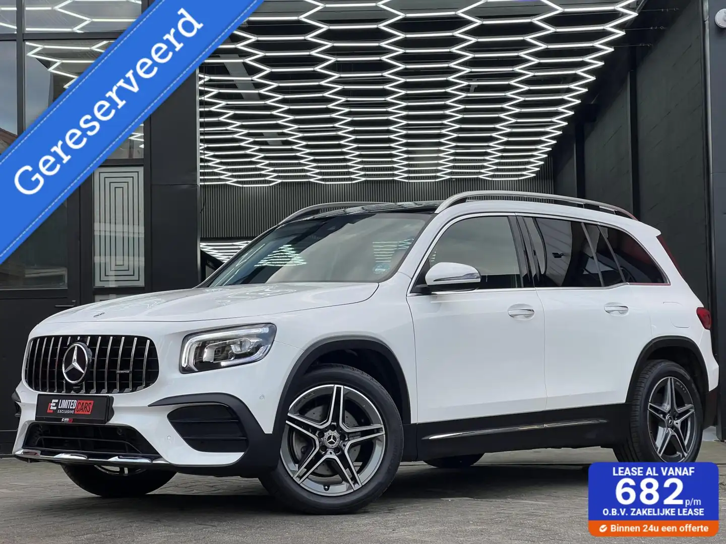 Mercedes-Benz GLB 250 4MATIC AMG | PANO | AMBIENT | INCL BTW Blanc - 1