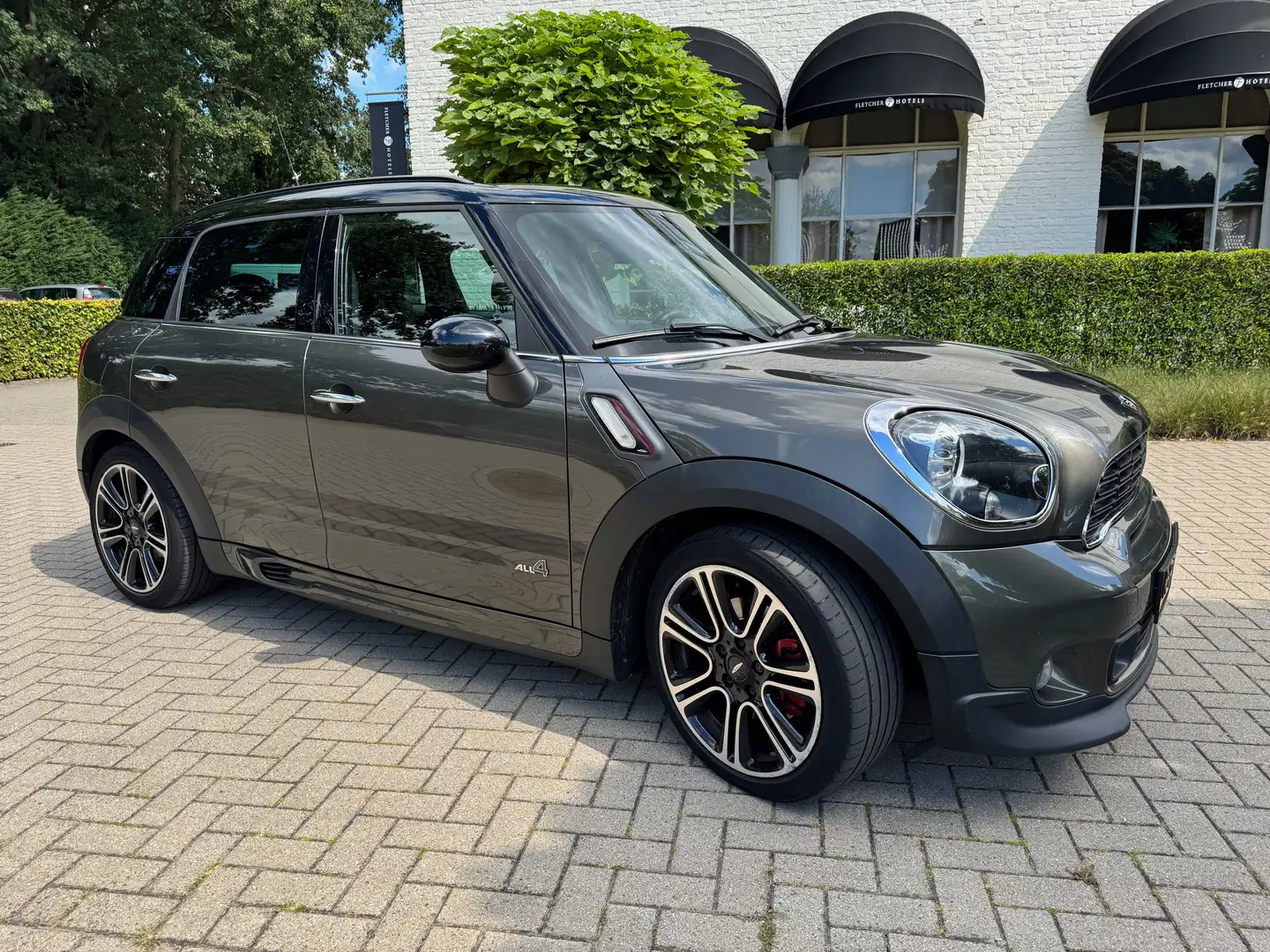 MINI John Cooper Works Countryman Cooper 1.6 JCW ALL4 Chili Grey - 1