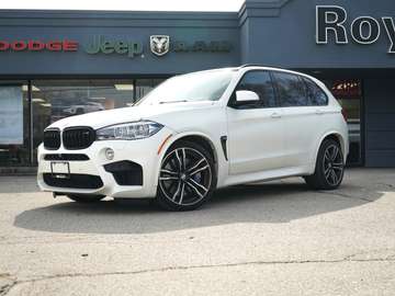 X5M/4.4L Twin Power Turbo V8 Engine