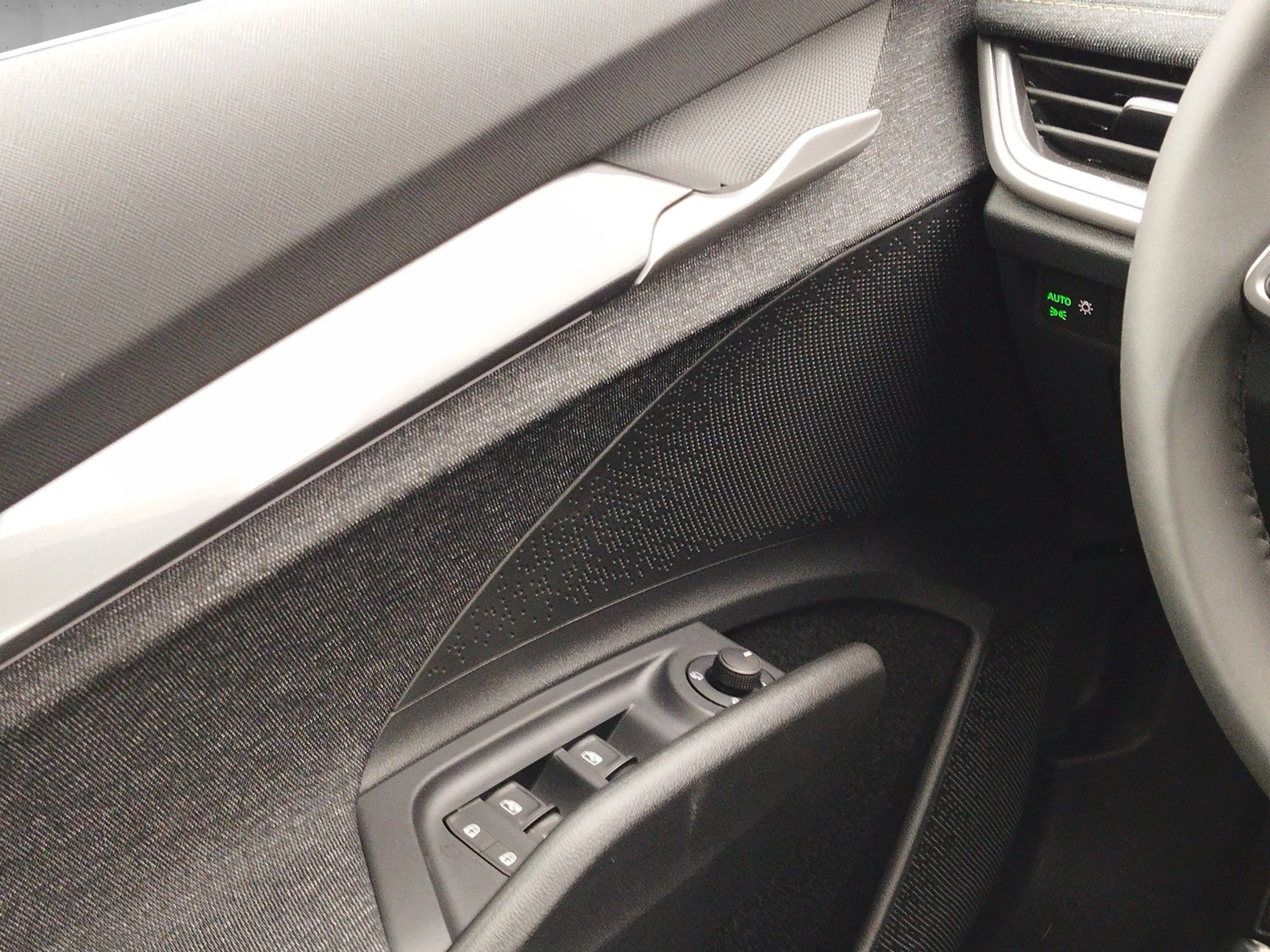 Skoda Elroq 85 Automatik ACC*AUT*Kam.*KeyLess*KlimaA — photo 12