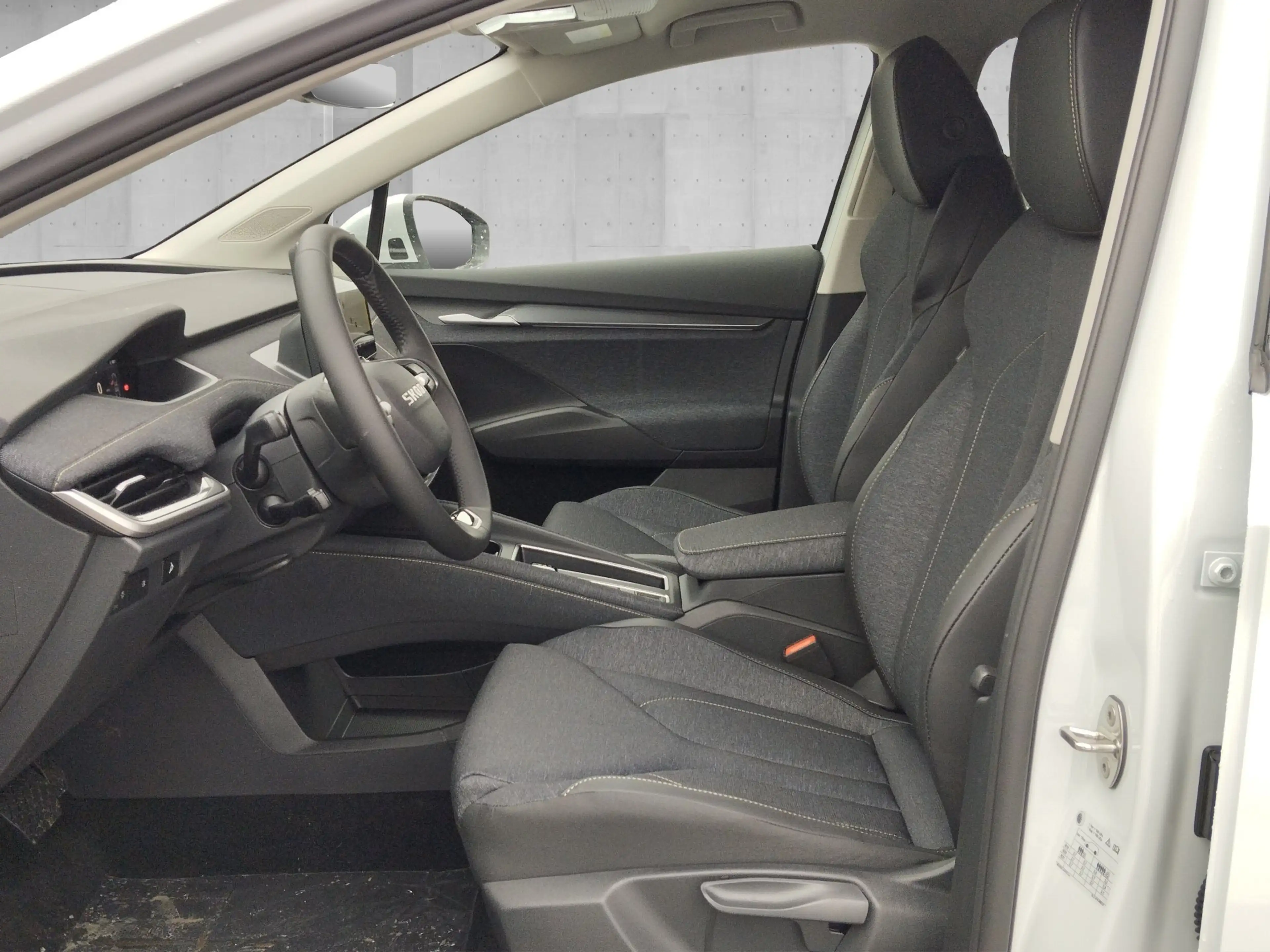 Skoda Elroq 85 Automatik ACC*AUT*Kam.*KeyLess*KlimaA — photo 7