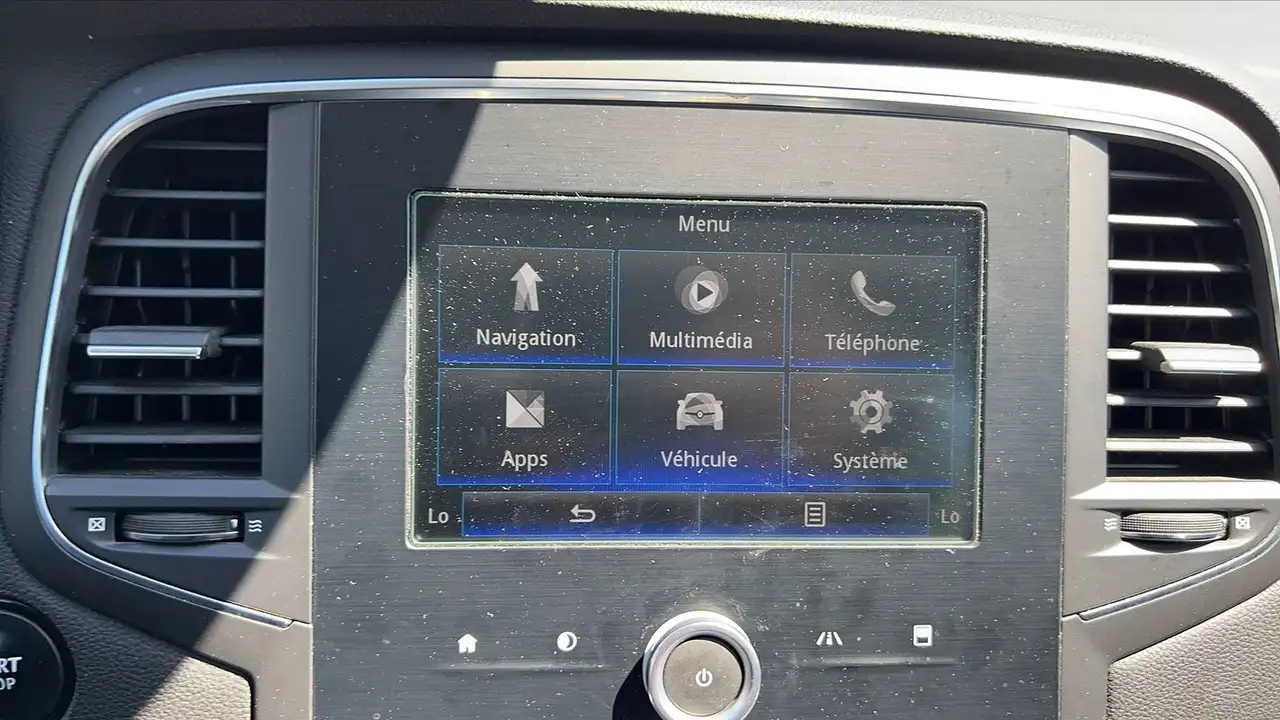Renault Megane Berline — photo 24