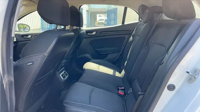 Renault Megane view 9