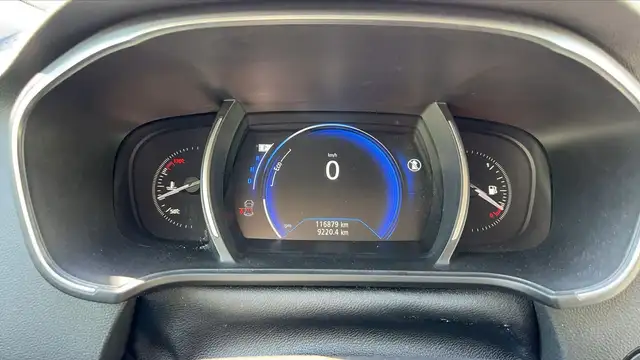 Renault Megane view 12