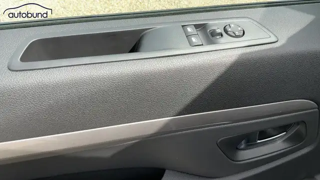 Citroen Spacetourer view 12