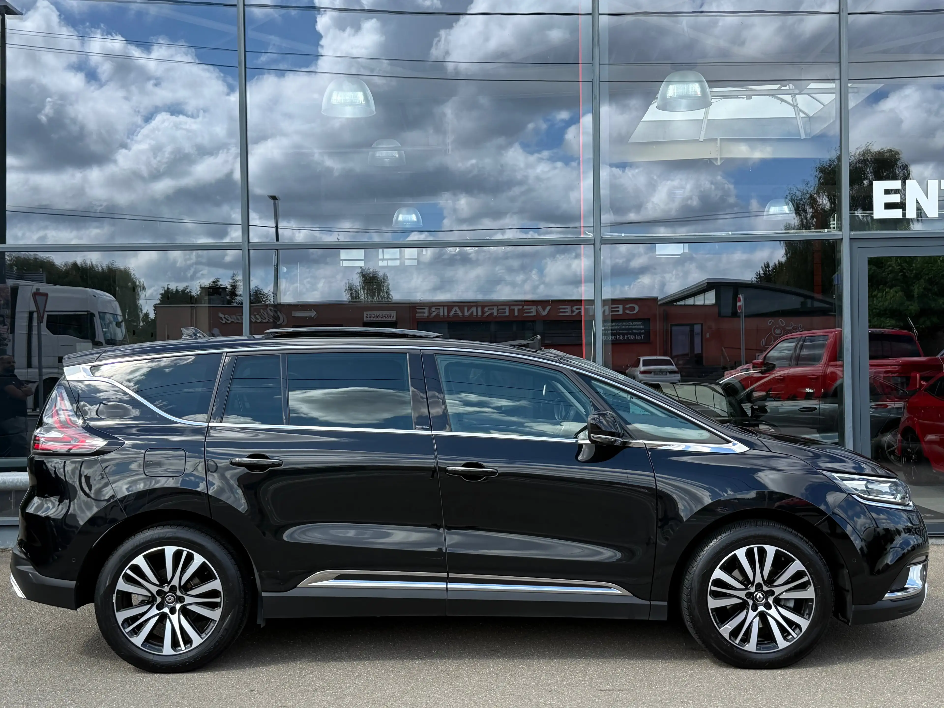 Renault Espace 2.0dCi Initiale Paris TVAC 200CV 7PL PANO ACC FULL — photo 4