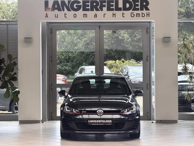Volkswagen Golf view 10