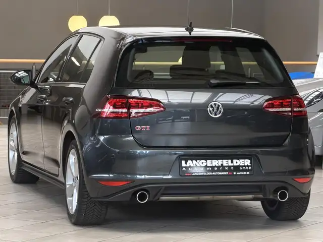 Volkswagen Golf view 7
