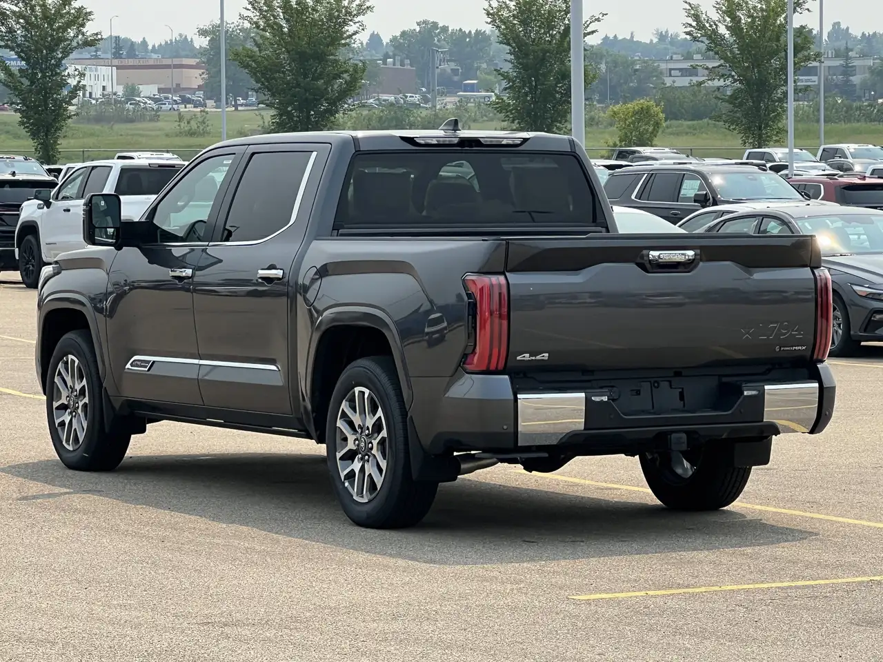 Toyota Tundra photo Toyota Tundra