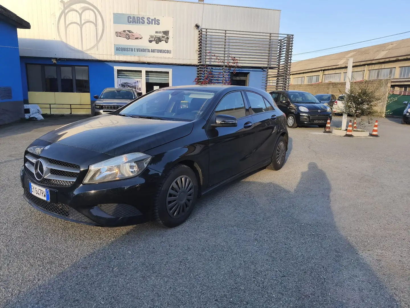 Mercedes-Benz A 180 Classe A 180 - W176 cdi (be) Executive Schwarz - 2
