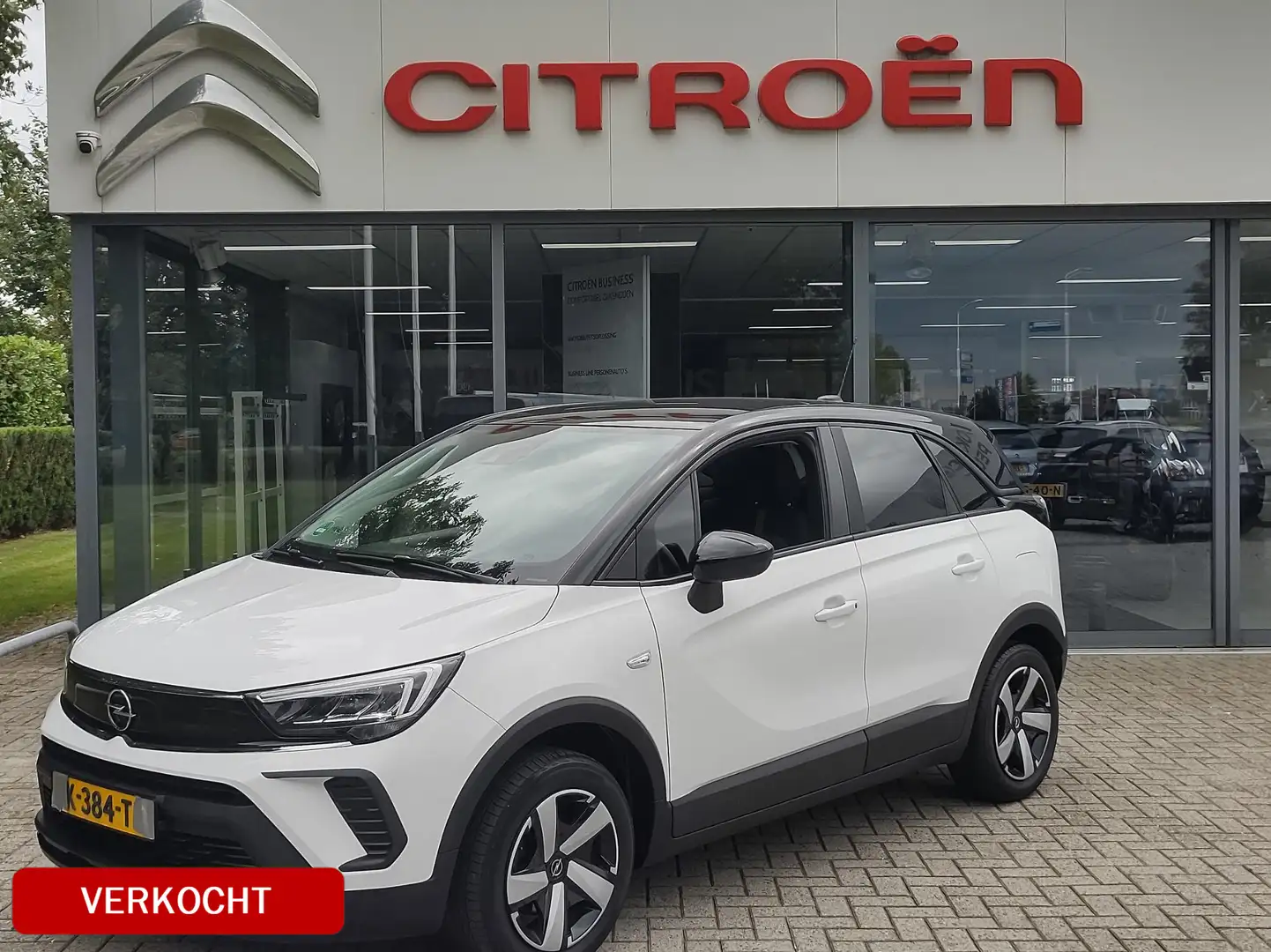 Opel Crossland 1.2 Turbo Business Edition Wit - 1