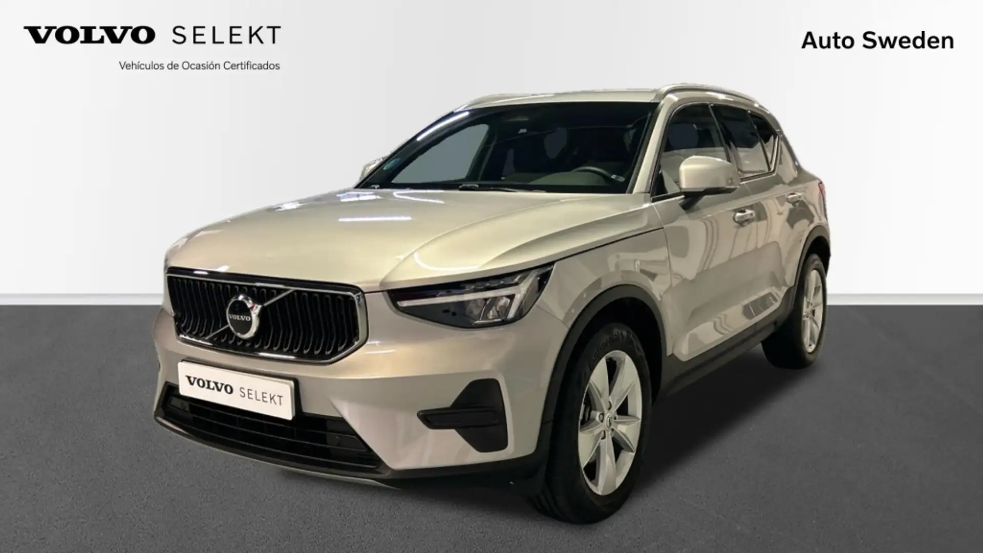 Volvo XC40 2.0 B3 CORE AUTO 5P - 1