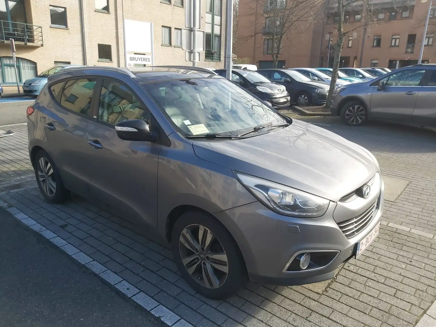 Hyundai iX35 2.0 CRDi 4WD Style Gris - 2