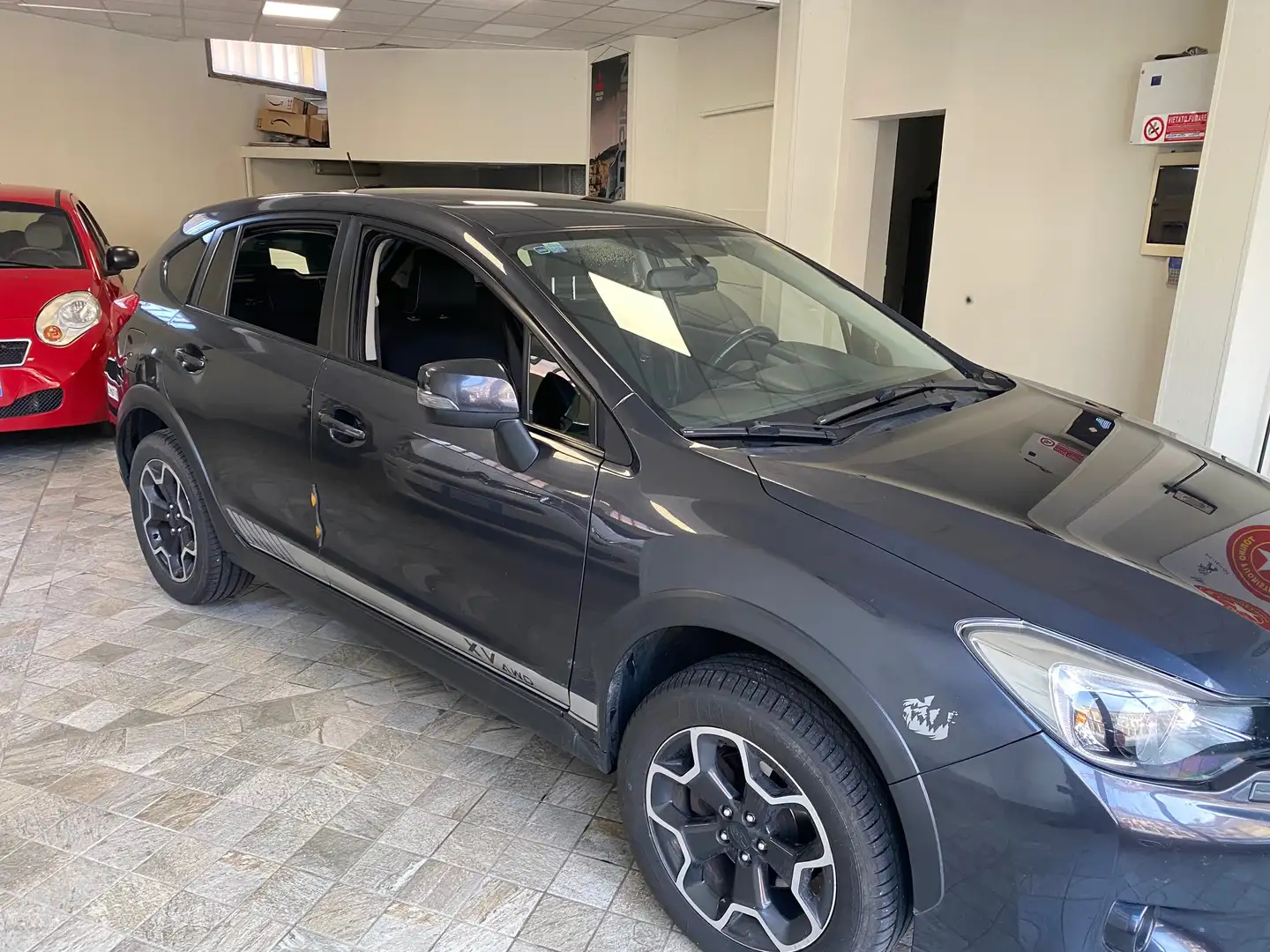 Subaru XV TREND  BI FUEL Schwarz - 2