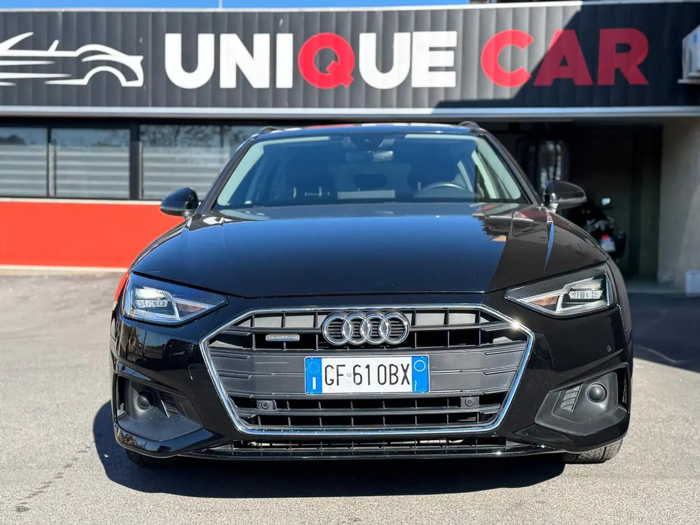 Audi A4 Avant 40 TDI quattro S tronic Business Zwart - 2