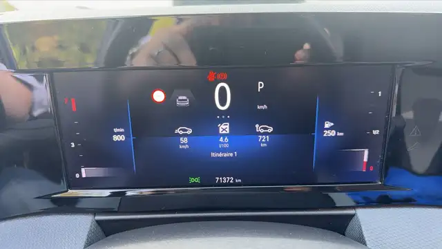 Opel Astra view 12