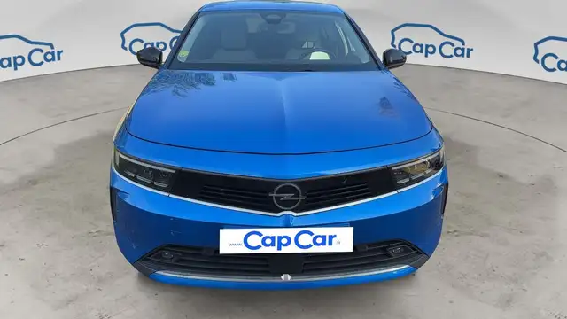 Opel Astra view 5
