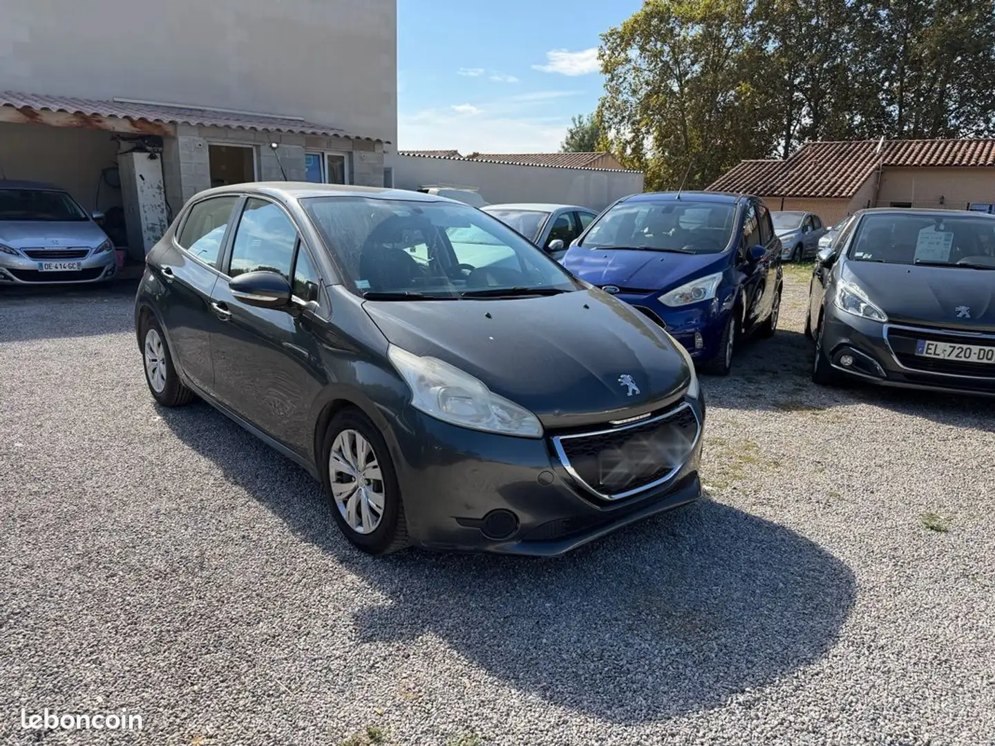 Peugeot 208 1.6 hdi 90 cv Gris - 1