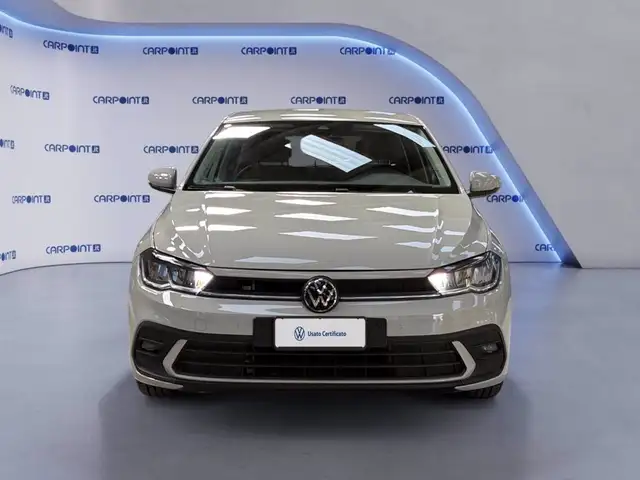 Volkswagen Polo view 9
