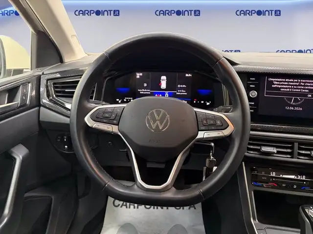 Volkswagen Polo view 13
