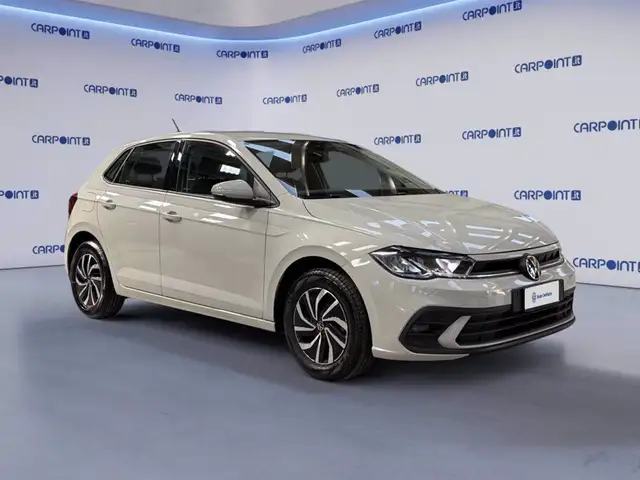 Volkswagen Polo view 8