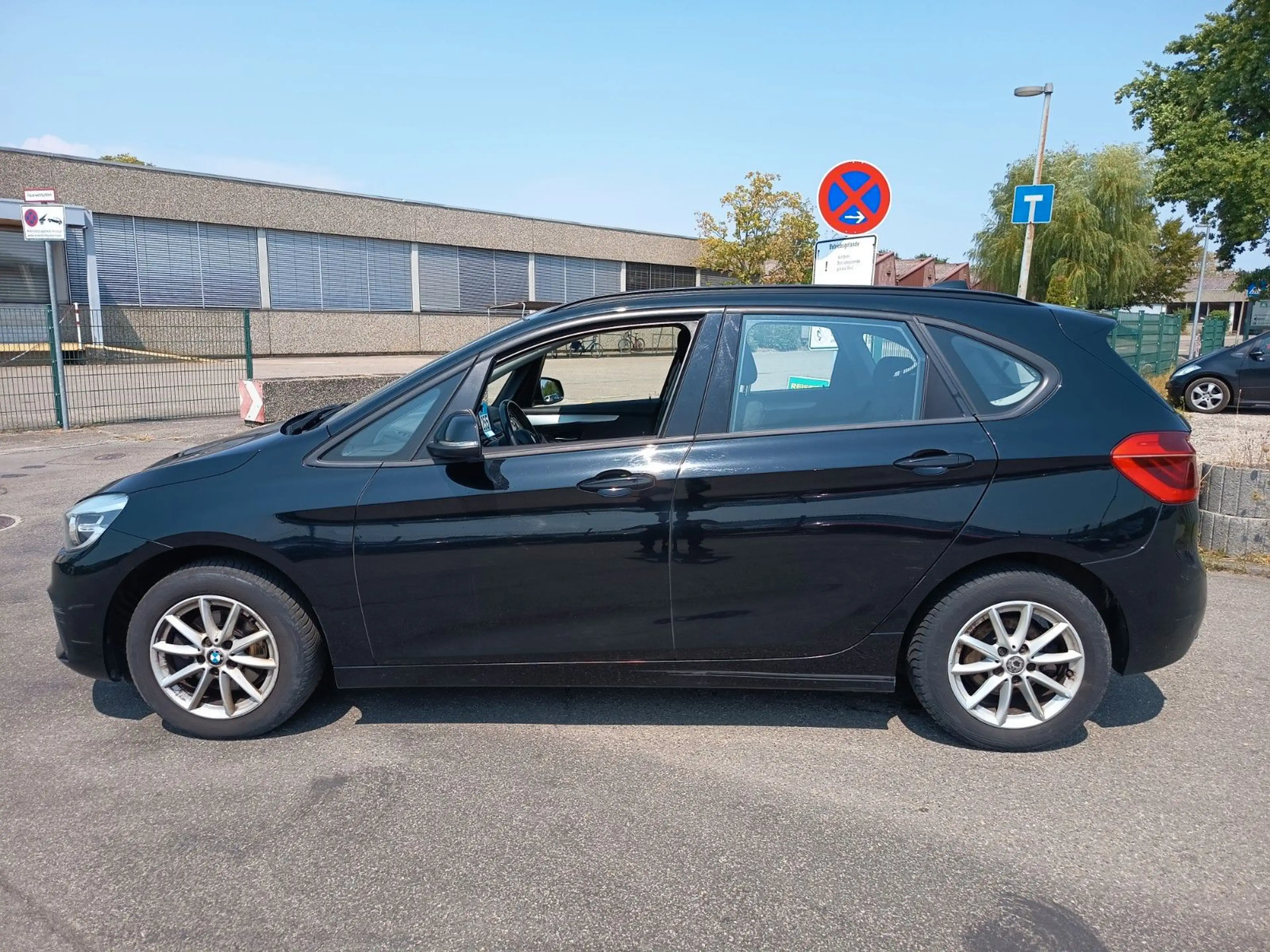 BMW 218 2 Active Tourer 218 d Automatik — photo 8