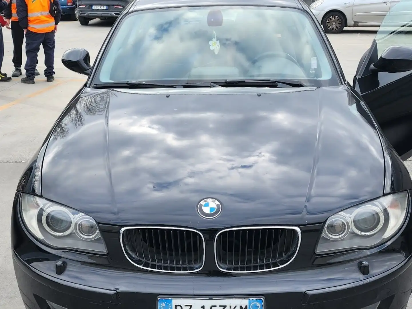 BMW 118 118d 3p 2.0 Attiva 143cv dpf Nero - 1