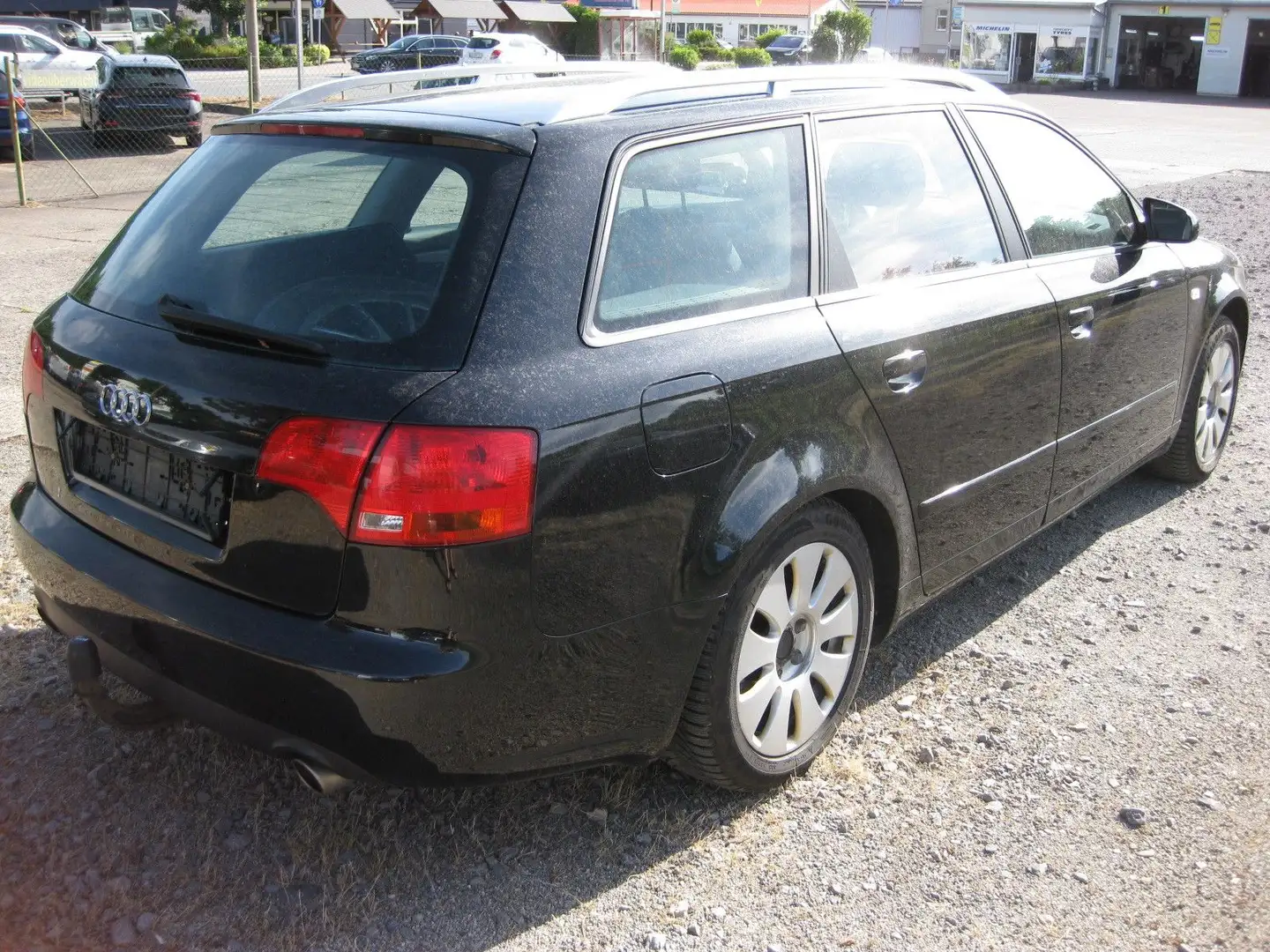 Audi A4 Avant 1.8 T**Anhängerkupplung*** Schwarz - 2