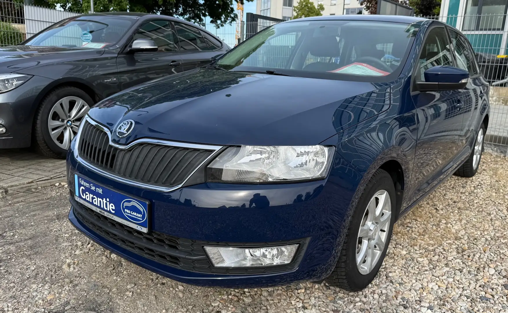 Skoda Rapid/Spaceback COMFORTLINE *90PS *INSP.+TÜV NEU *GARANTIE+FIN Blau - 1