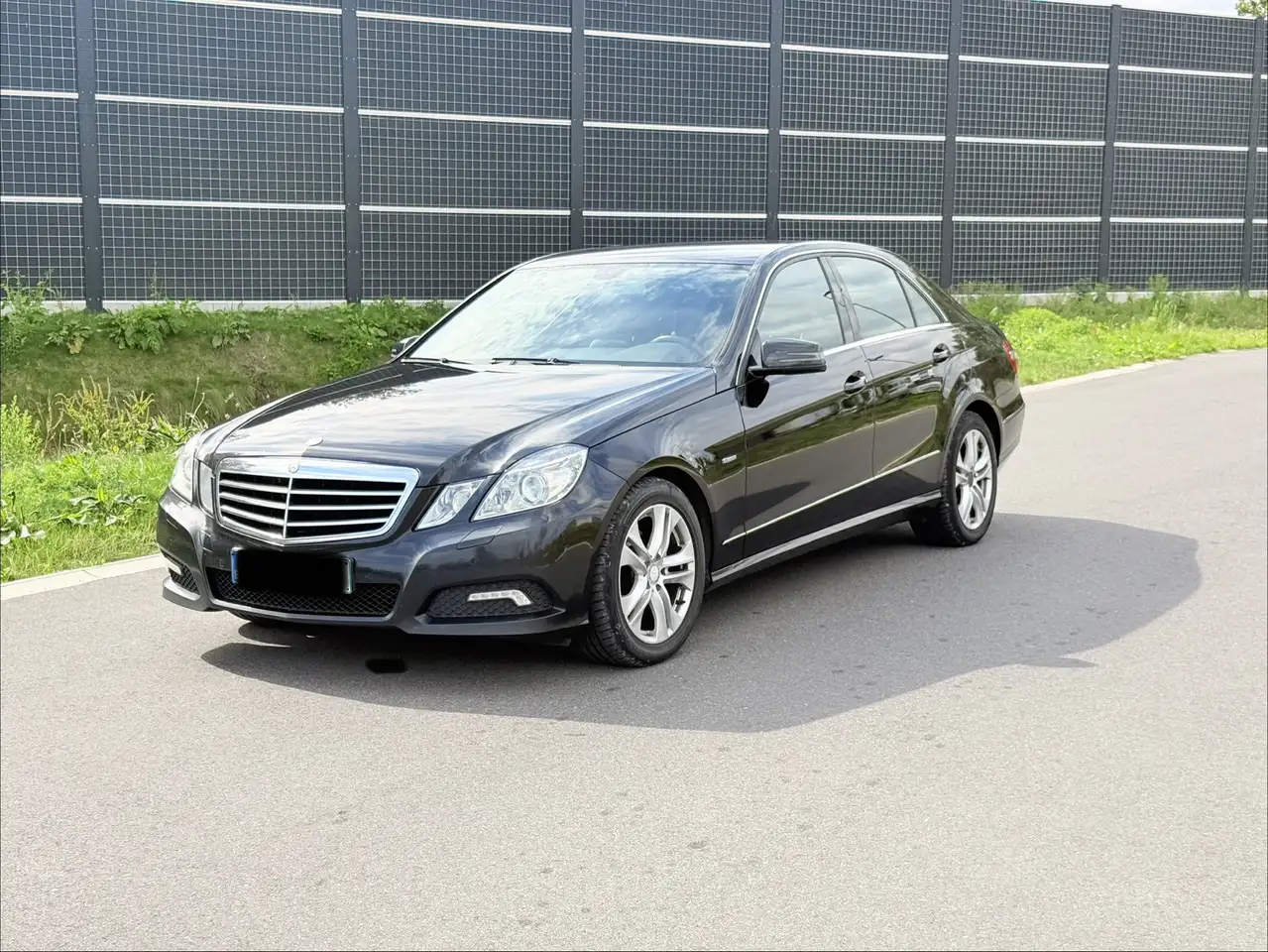 Mercedes-Benz E 220