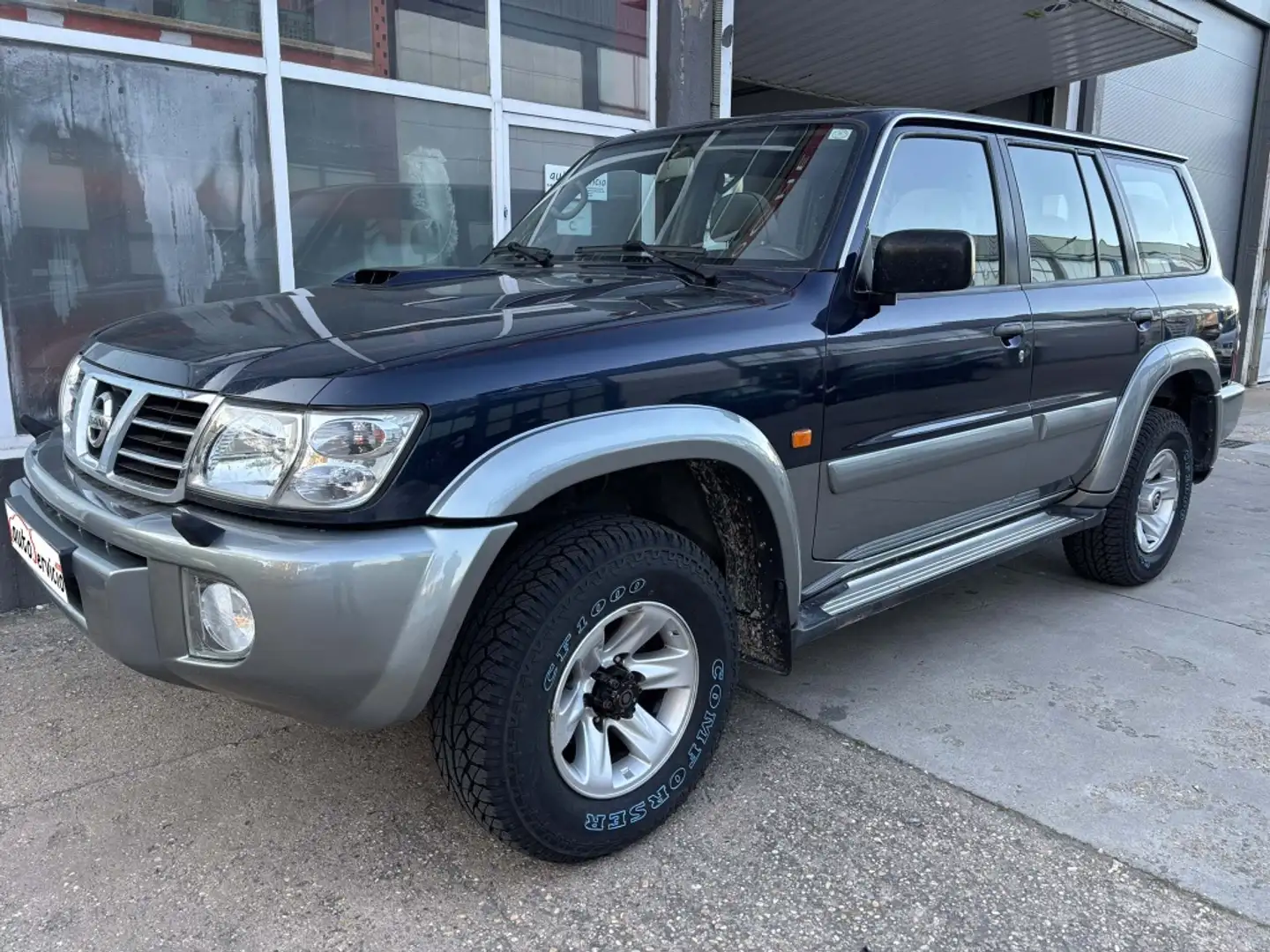 Nissan Patrol GR Luxury Albastru - 1