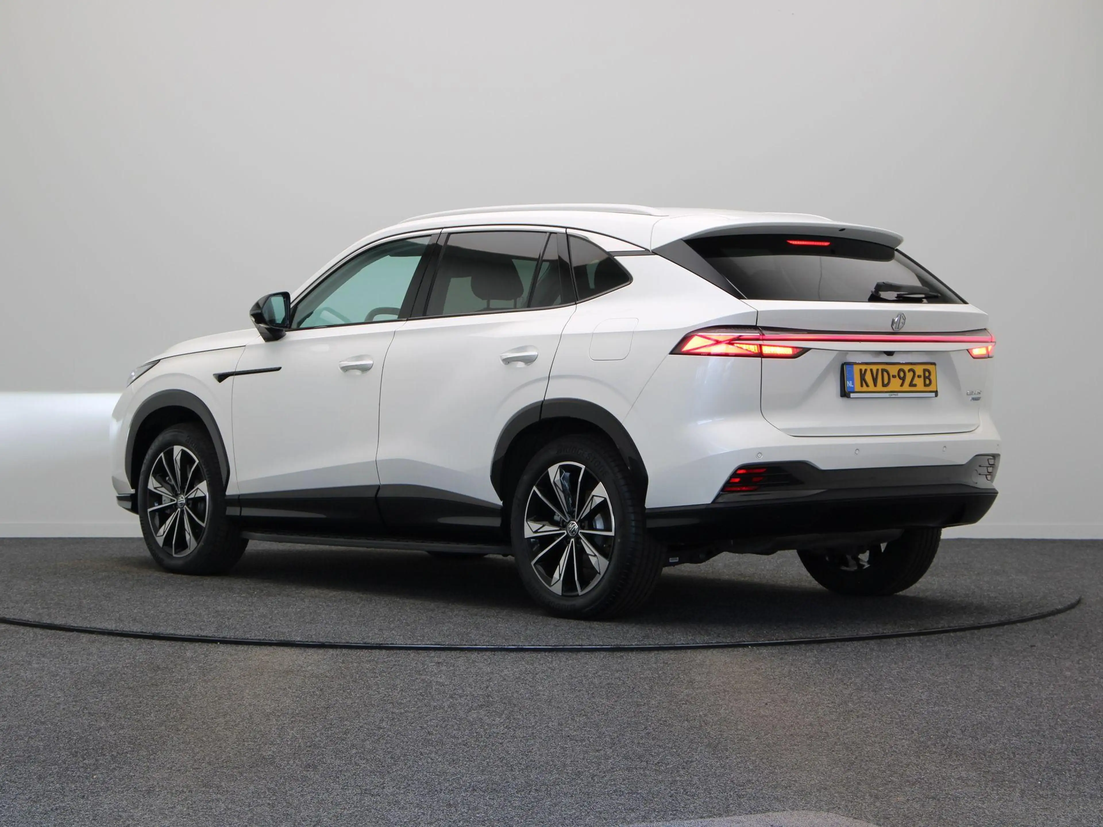 MG HS MG PHEV 1.5 Luxury | Elektrische Verstelbare Stoel — photo 2