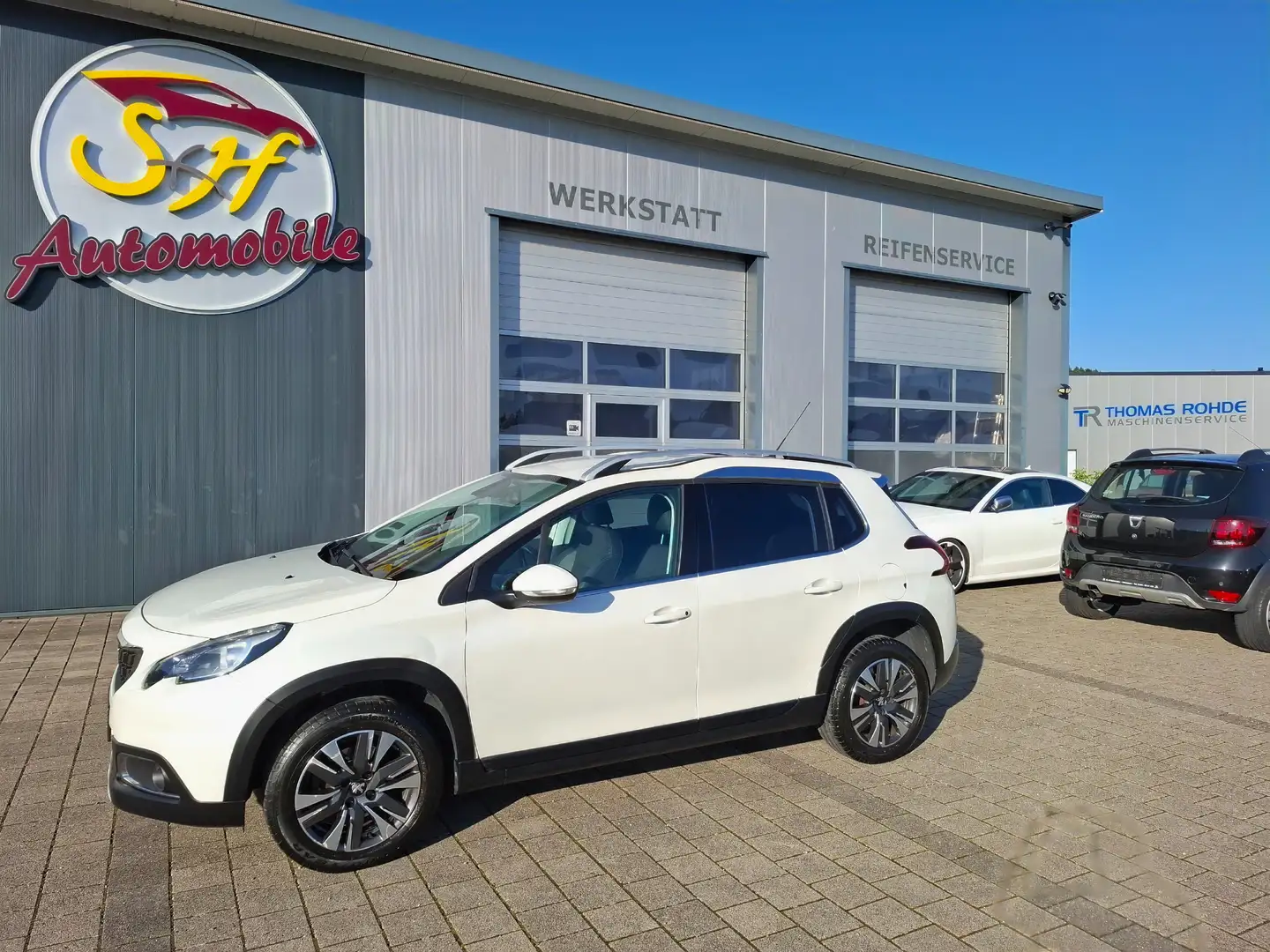 Peugeot 2008 Allure 1.Hand,Navi,Teilleder,RFK,SHZ Blanc - 1