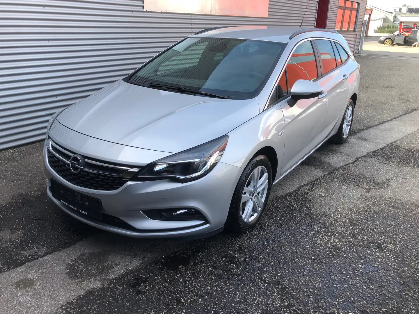 Opel Astra Astra ST 1,4 Turbo 120 Jahre Edition#TOP ZUSTAND# Silber - 1