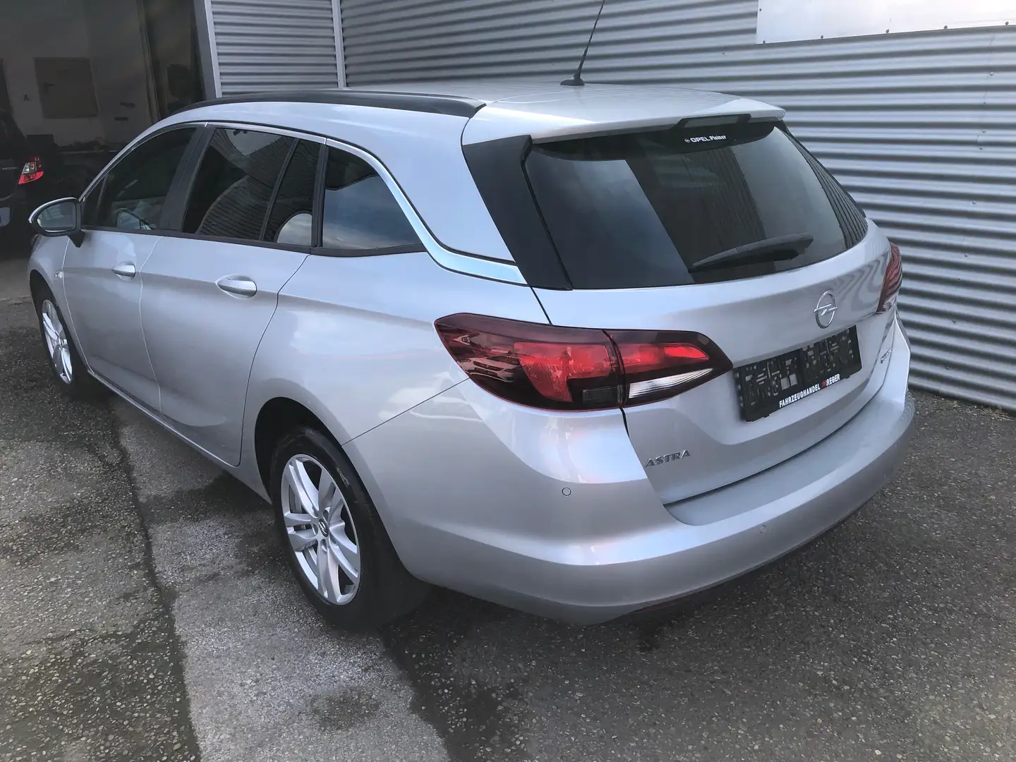 Opel Astra Astra ST 1,4 Turbo 120 Jahre Edition#TOP ZUSTAND# Silber - 2