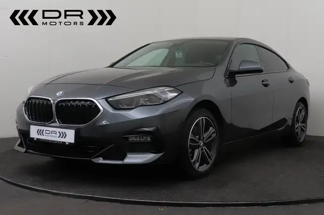 BMW 218 GRAN COUPE - AUTOMAAT - SPORT - VERWARMDE ZETEL...