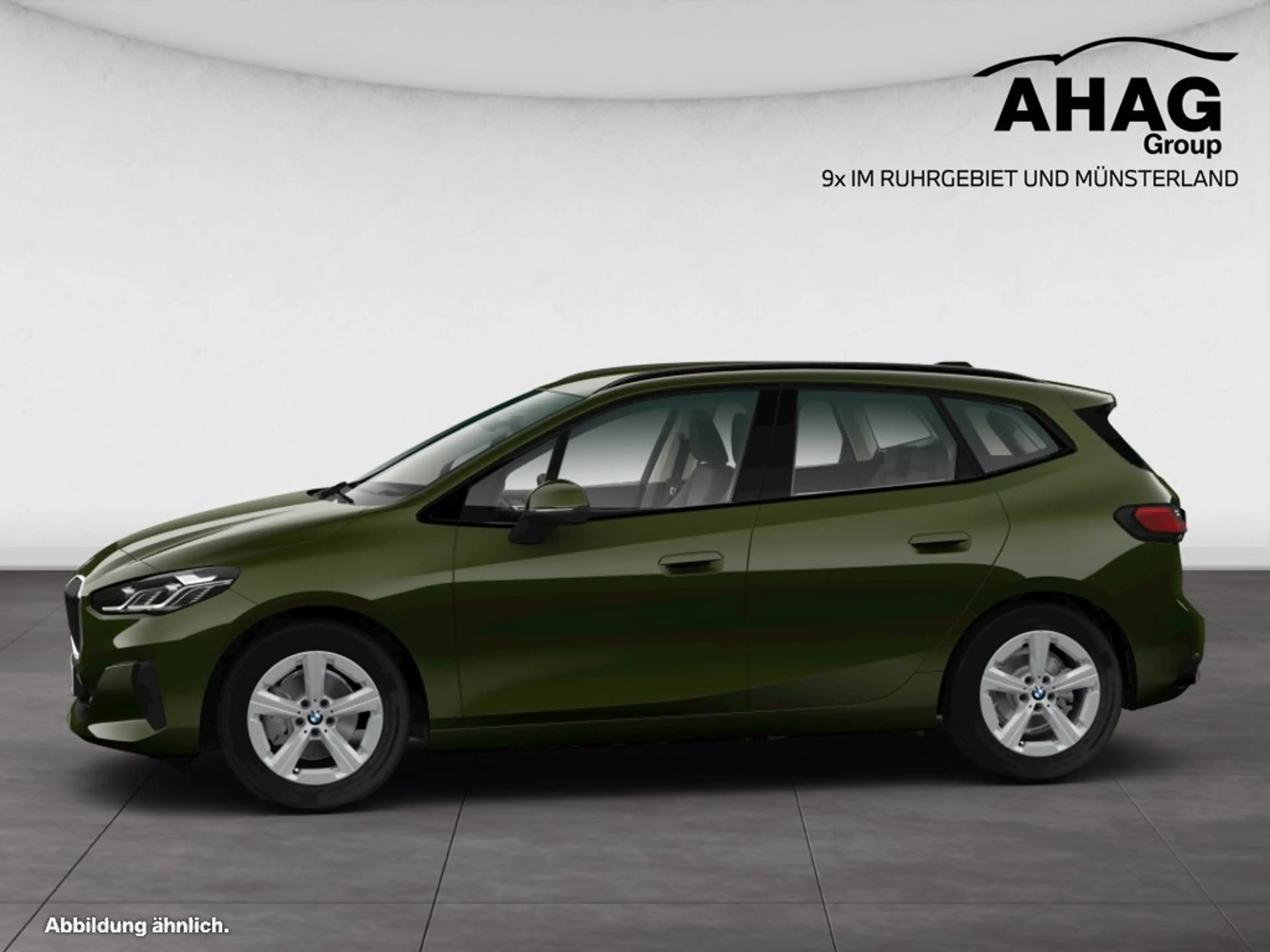 BMW 220 i Active Tourer — photo 5