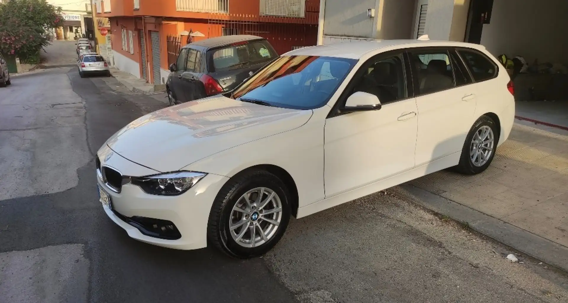 BMW 316 316d Touring Business auto - 1