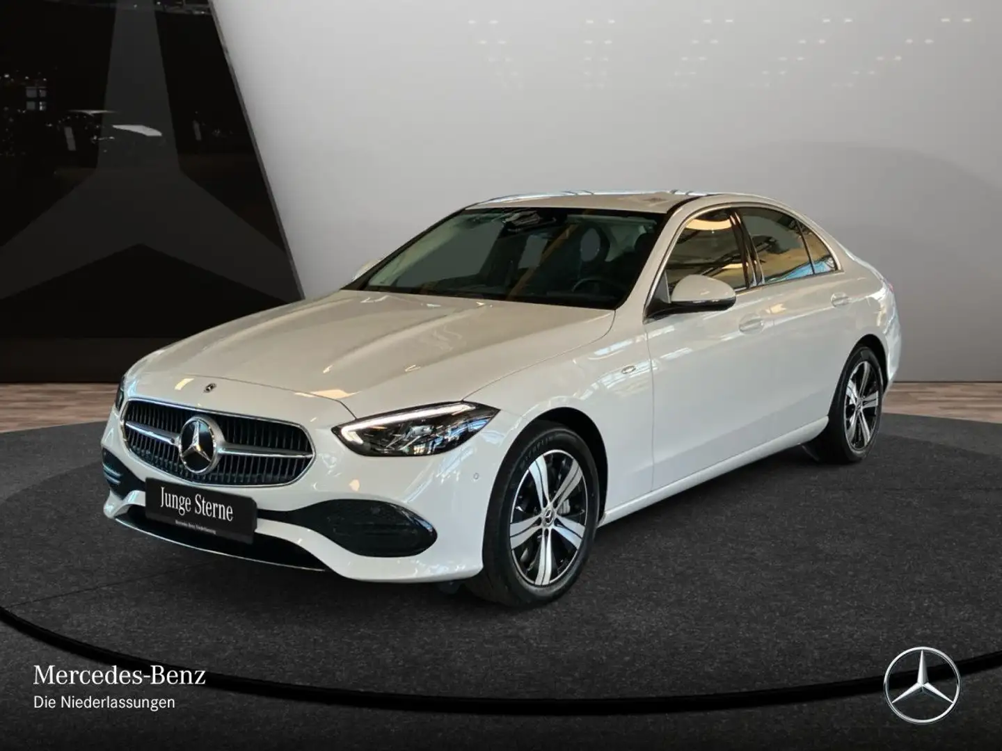 Mercedes-Benz C 300 e AVANTG+LED+KAMERA+TOTW+KEYLESS+9G Weiß - 2