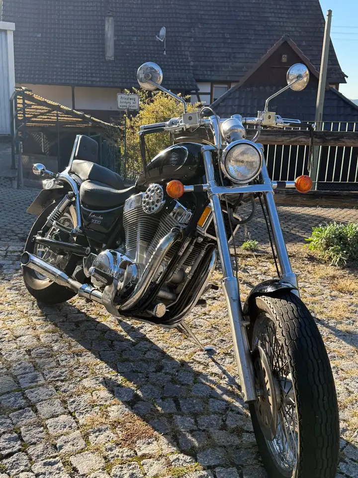 Suzuki VS 1400